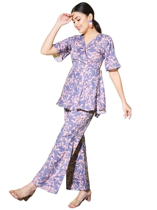 61Q98ilJCWL._SY879_.jpg Women's Top with Pant Botnical Printed Co-ord Set - Image 1